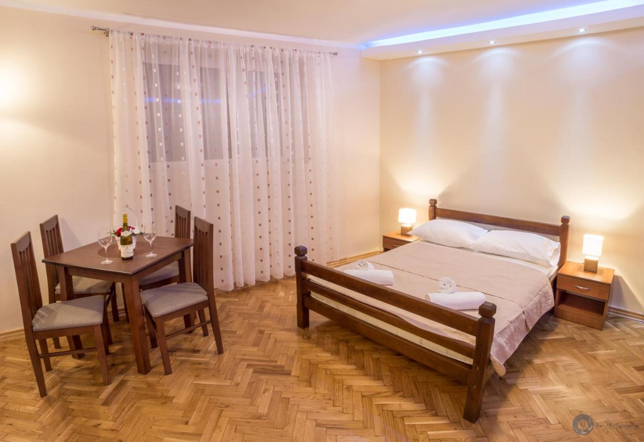 Apartments Vila Marija Kotor Exteriör bild