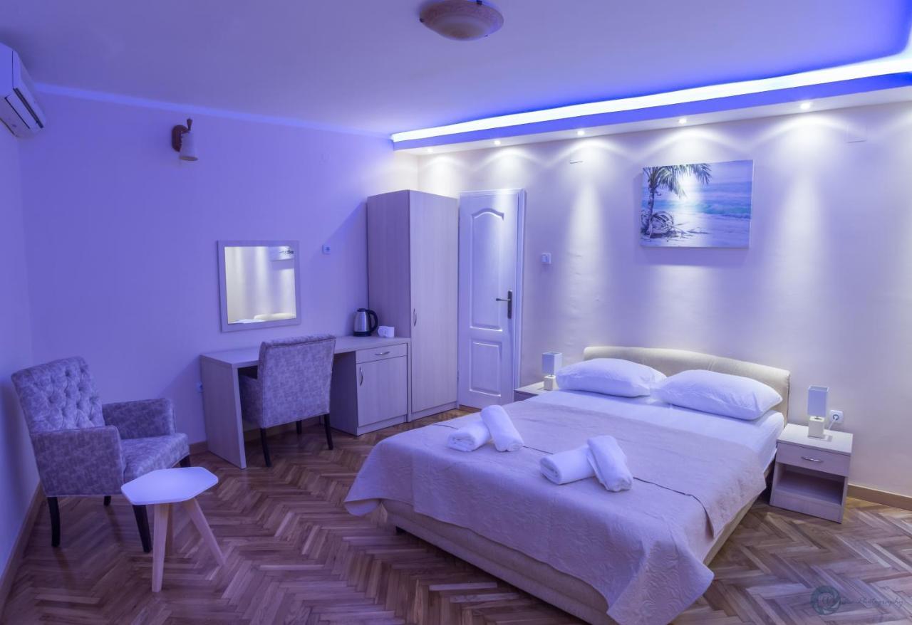 Apartments Vila Marija Kotor Exteriör bild