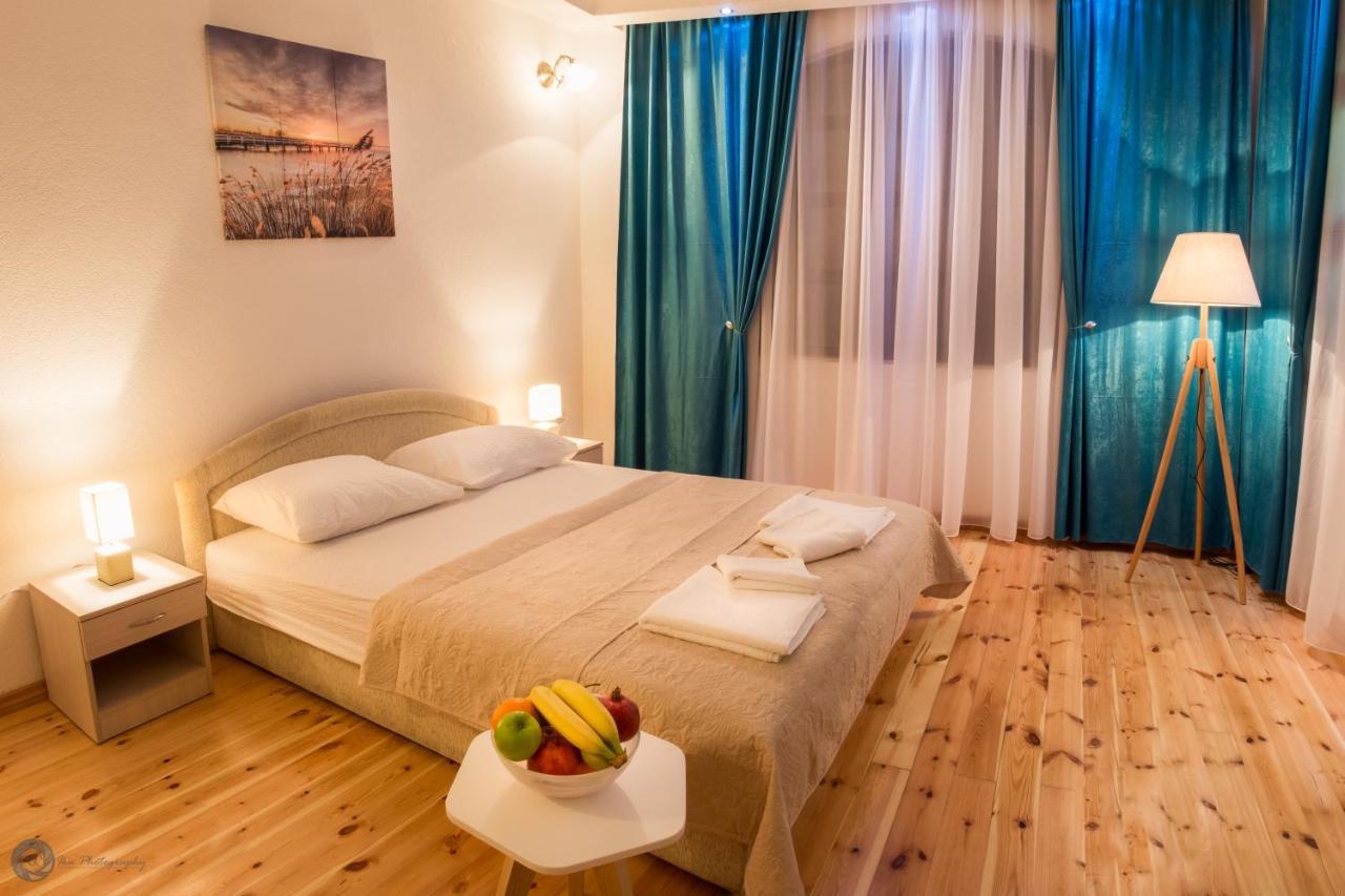 Apartments Vila Marija Kotor Exteriör bild